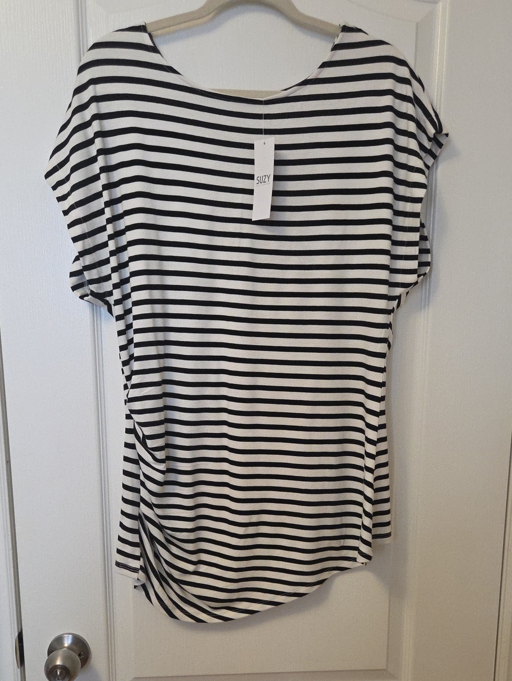 Suzy Shier Black and White Striped Short Sleeve Top